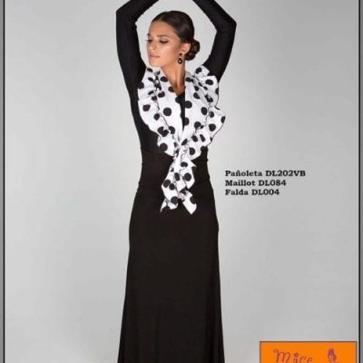 Falda ensayo Lycra color liso 3 quillas 2285