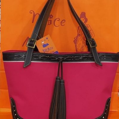 Bolso fucsia borla grande