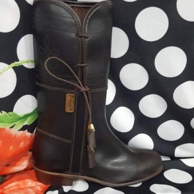 Bota campera niño caireles.